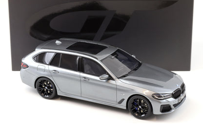 GT Spirit 2023 BMW 530E (G60) Xdrive M Sport Touring Wagon Grey Metallic 1:18