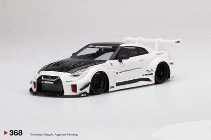 Topspeed 1:18 NISSAN LB-Silhouette WORKS GTR 35GT-RR Ver.2 White