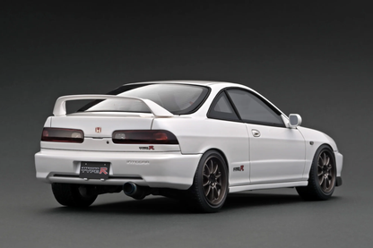 Ignition-Model Honda Integra DC2 Type R RHD Pearl White w/ Separate B18C Vtec Engine 1:18