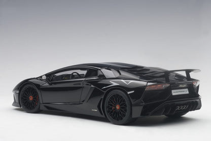AUTOart 2015 Lamborghini Aventador LP750-4 SV Nero Aldebaran (Gloss Black)  1:18