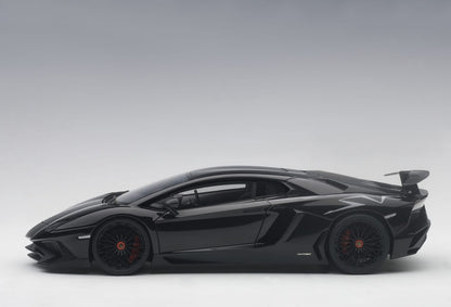 AUTOart 2015 Lamborghini Aventador LP750-4 SV Nero Aldebaran (Gloss Black)  1:18