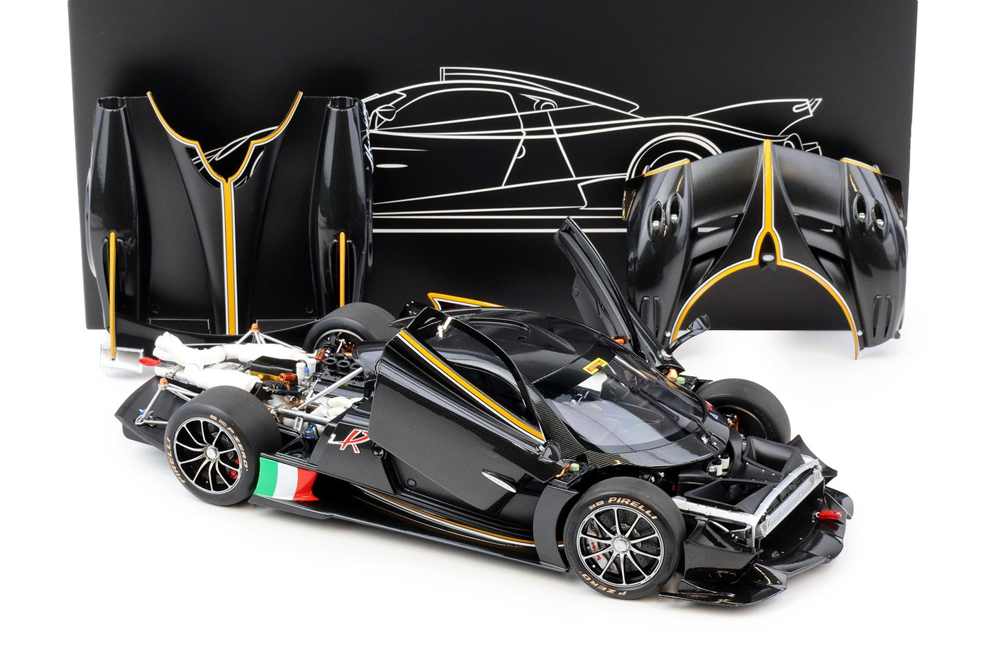 LCD Pagani Huayra R Pearl Black Carbon 1:18