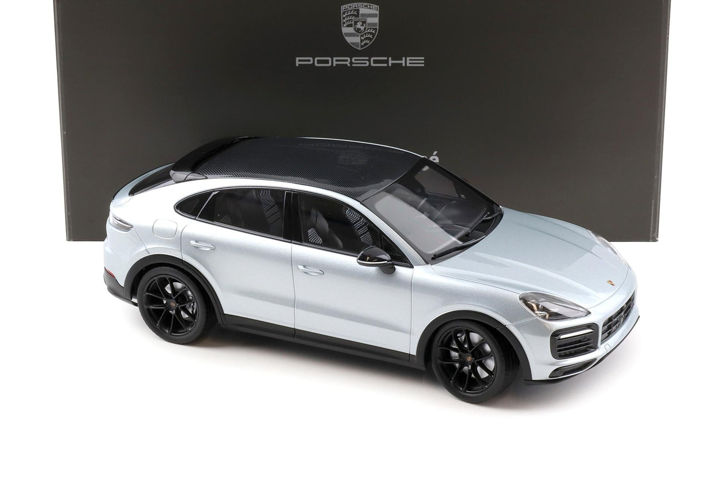 Norev 2019 Porsche Cayenne S Coupe Silver DEALER EDITION 1:18