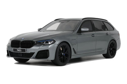 GT Spirit 2023 BMW 530E (G60) Xdrive M Sport Touring Wagon Grey Metallic 1:18