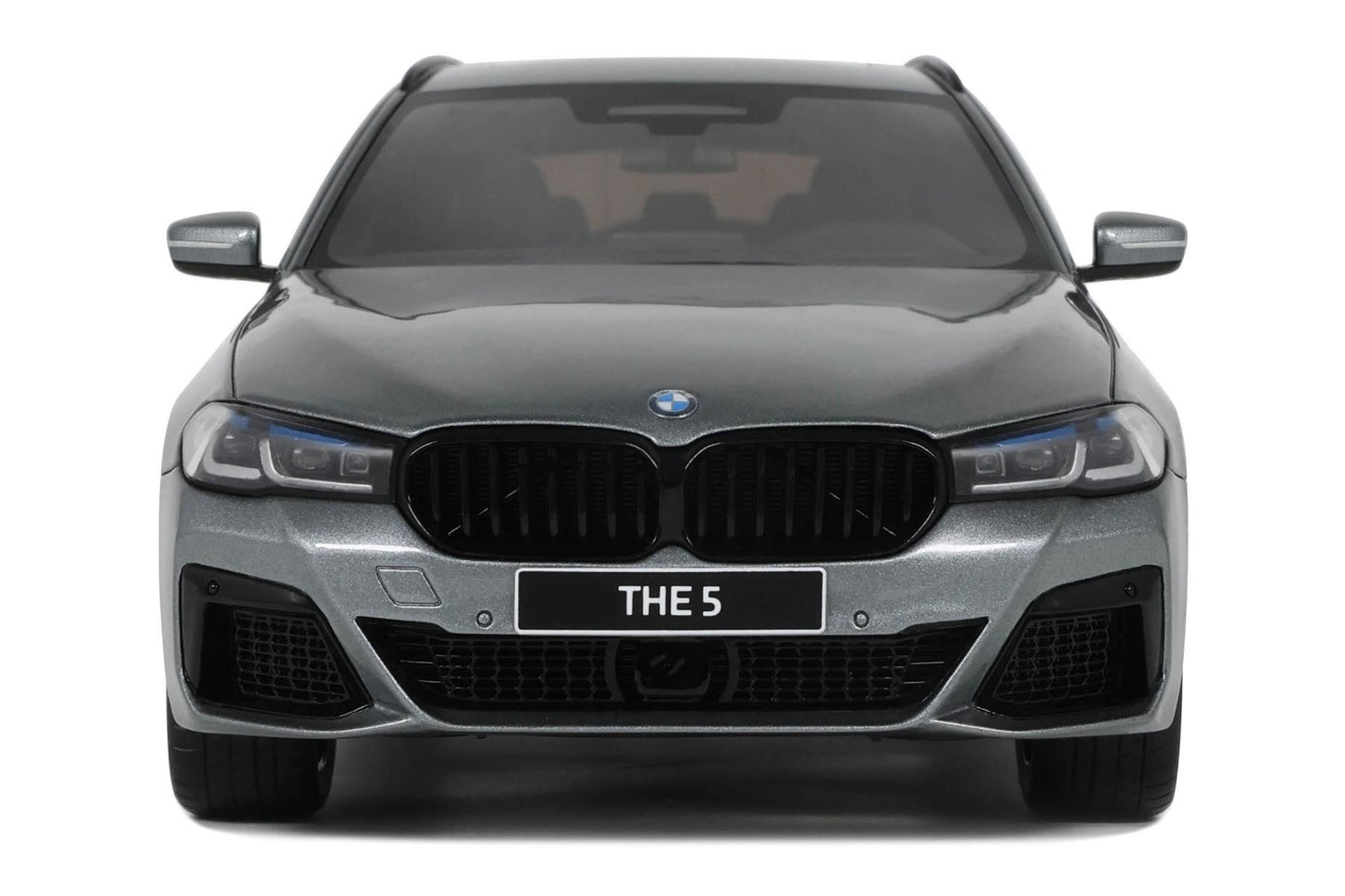 GT Spirit 2023 BMW 530E (G60) Xdrive M Sport Touring Wagon Grey Metallic 1:18